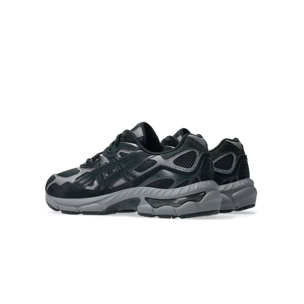 sneakers asics Gel-NYC enfants noires vue de trois quarts arriere