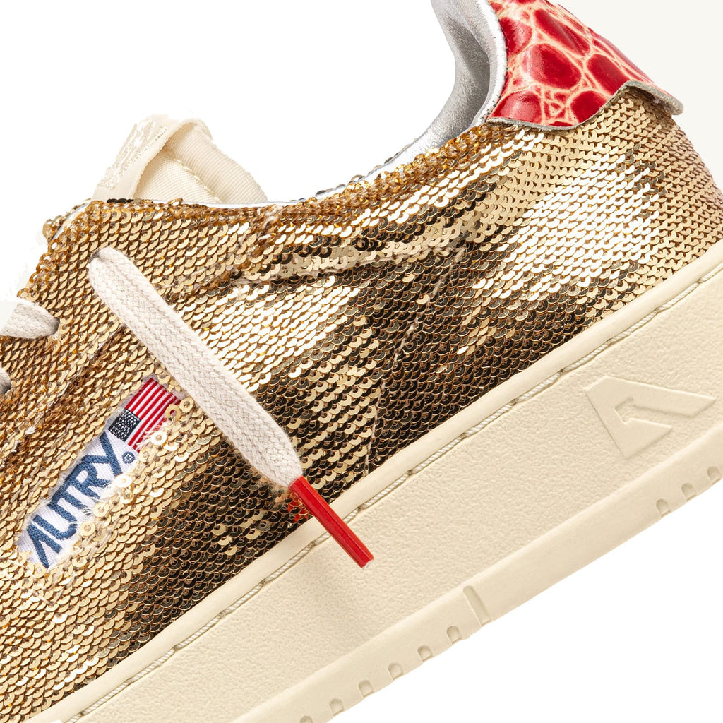 sneakers autry femmes à paillettes dorées vues de détails