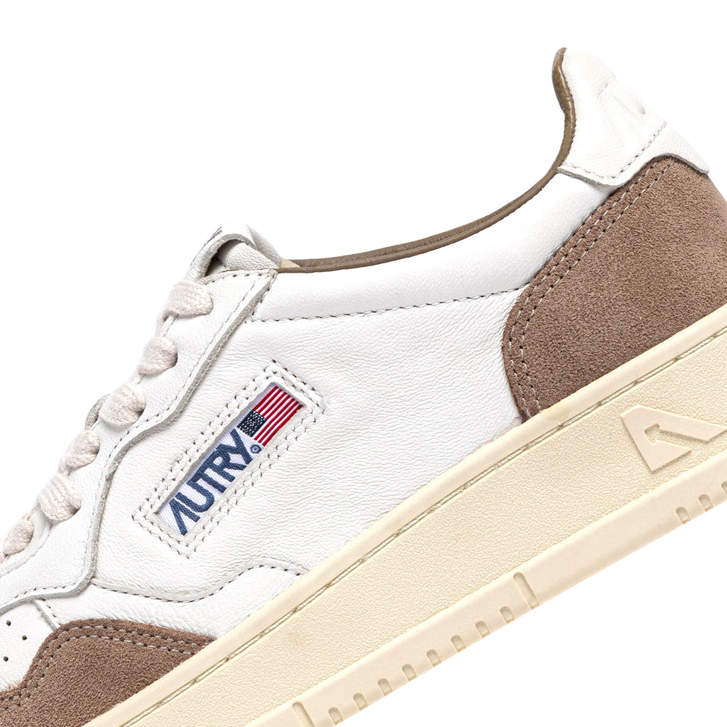 sneakers autre blanches et brunes hommes vues de détails