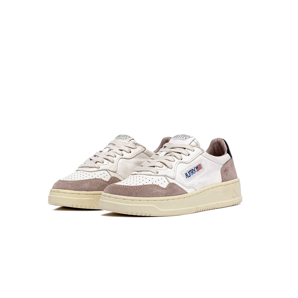 Basket AUTRY - Medalist Low - women  GS20 - Powder / Black goat leather cuir de chevre femmes Belgique 