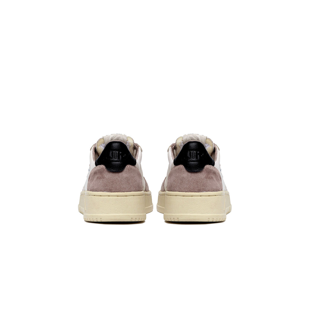 Basket AUTRY - Medalist Low - women  GS20 - Powder / Black goat leather cuir de chevre femmes Belgique 