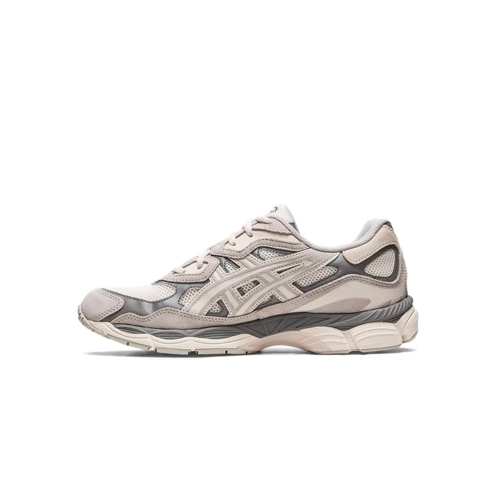 Interior view of Asics Gel-NYC sneakers in cream and oyster grey with retro design and Gel cushioning