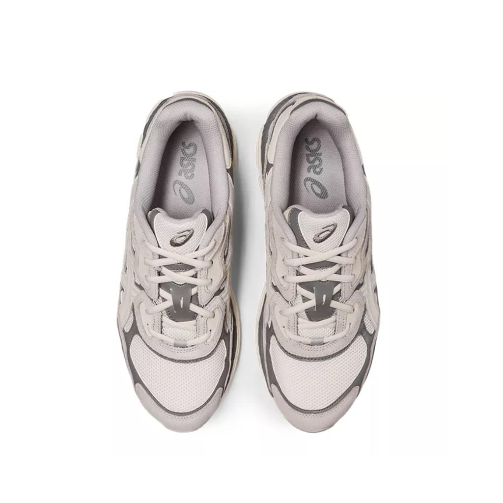 Top view of Asics Gel-NYC sneakers in cream and oyster grey with retro design and Gel cushioning