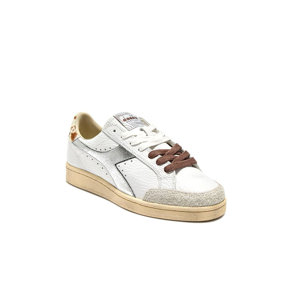 diadora heritage Prestige Safari sneakers pour femmes vue de trois quarts
