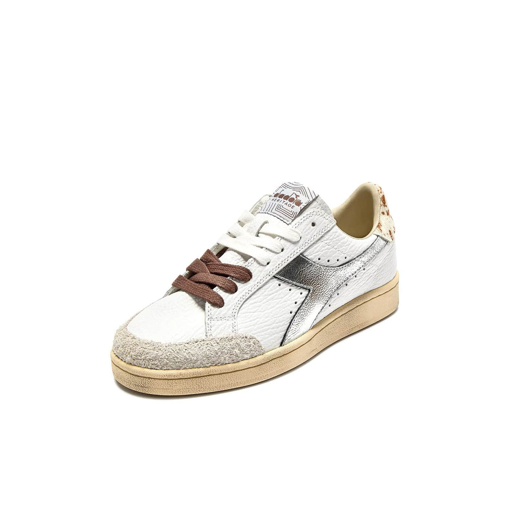 diadora heritage Prestige Safari sneakers pour femmes vue de trois quarts