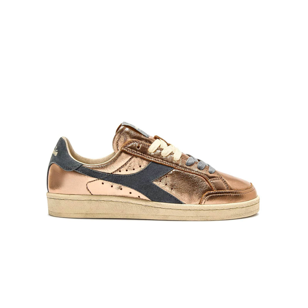 diadora heritage prestige sneakers cuivre pour femmes vue de profil
