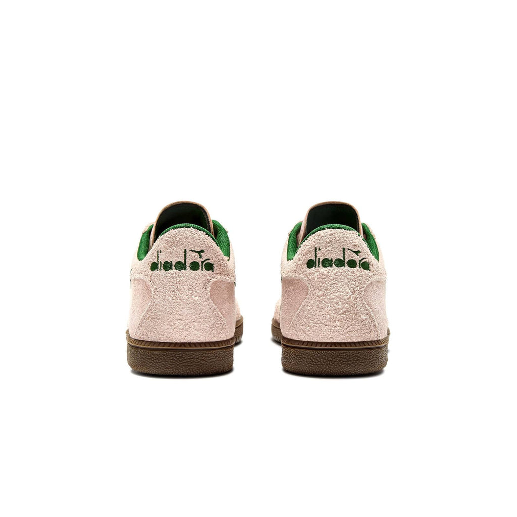 diadora Trainer sneakers et rose pour femmes vue de l'arrière