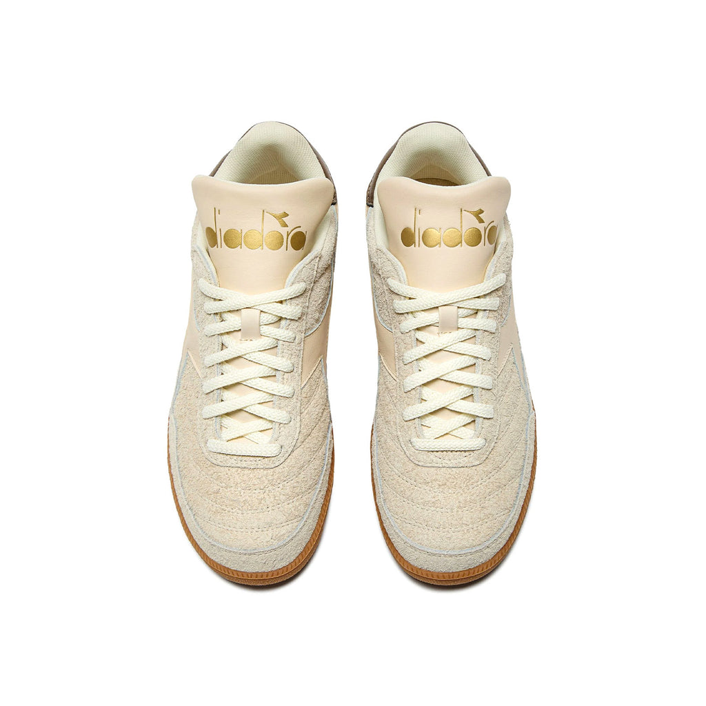 Top view of Diadora Gold Indoor Hairy – Beige Bleached laces, padded tongue and premium suede finish