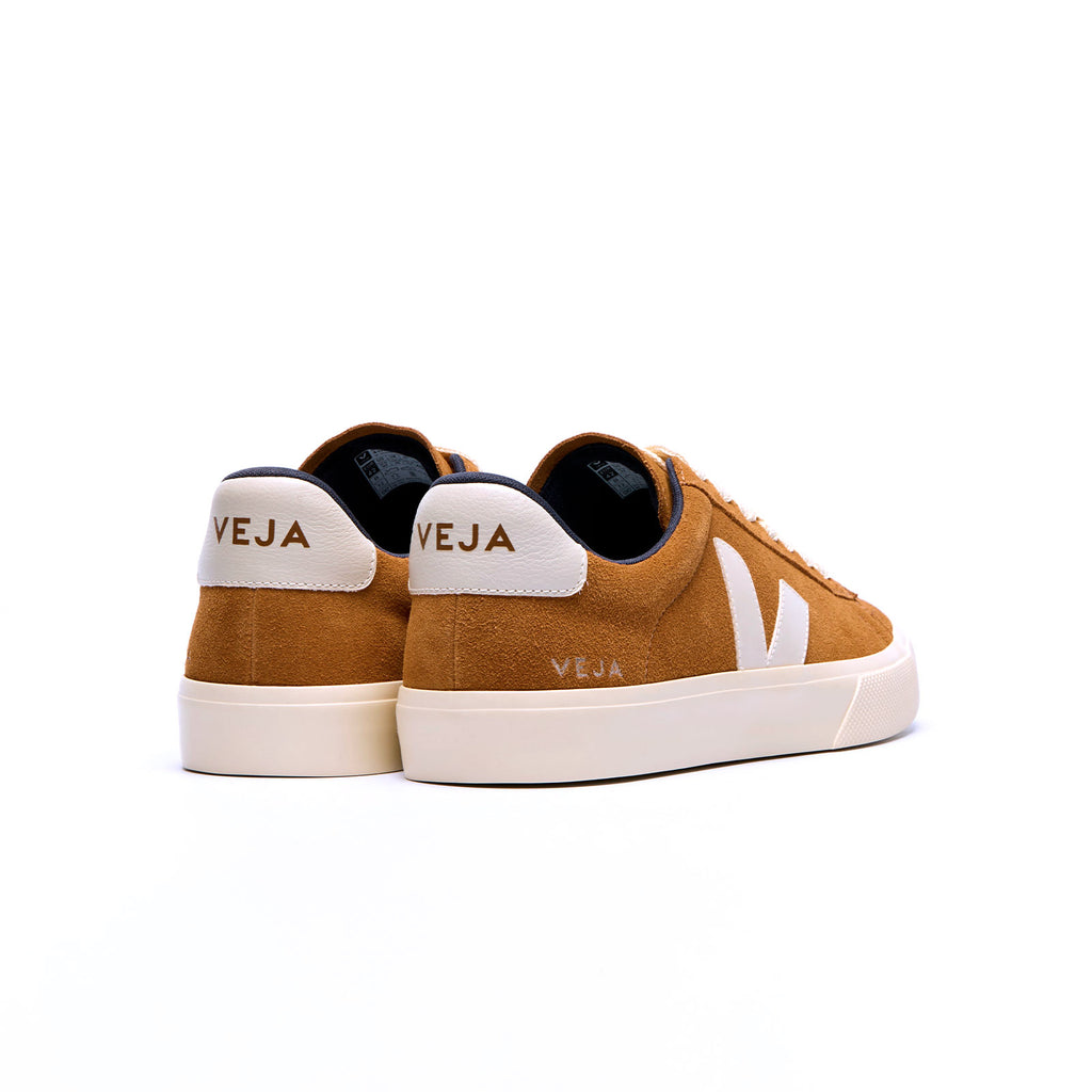 Veja Campo Bold SUede brunes pour hommes vues de derrière