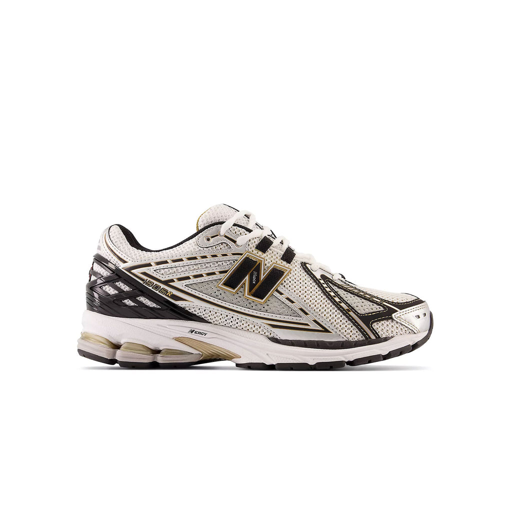 sneakers new balance 1906 silver/gold pour femmes vue de profil