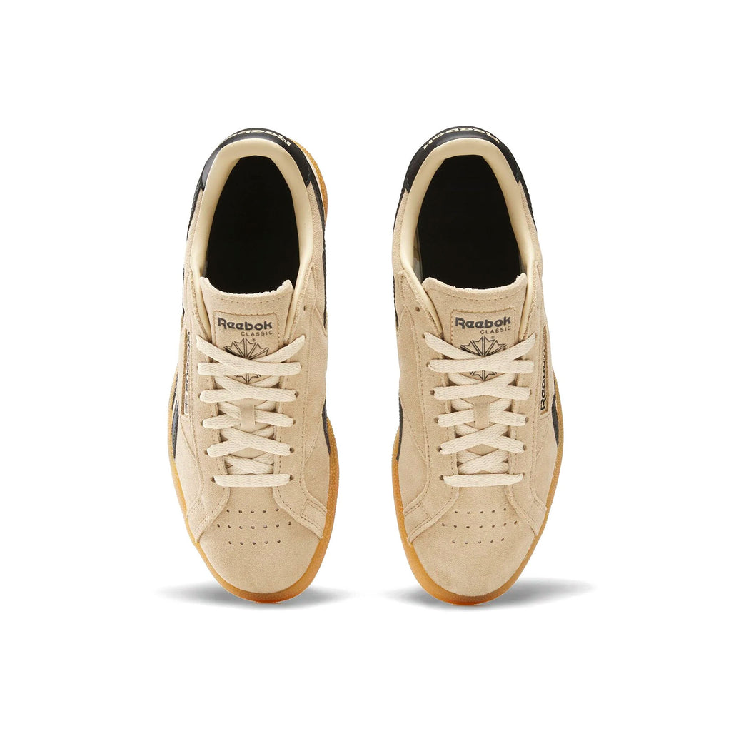 baskets reebok classiques pour hommes vue du dessus